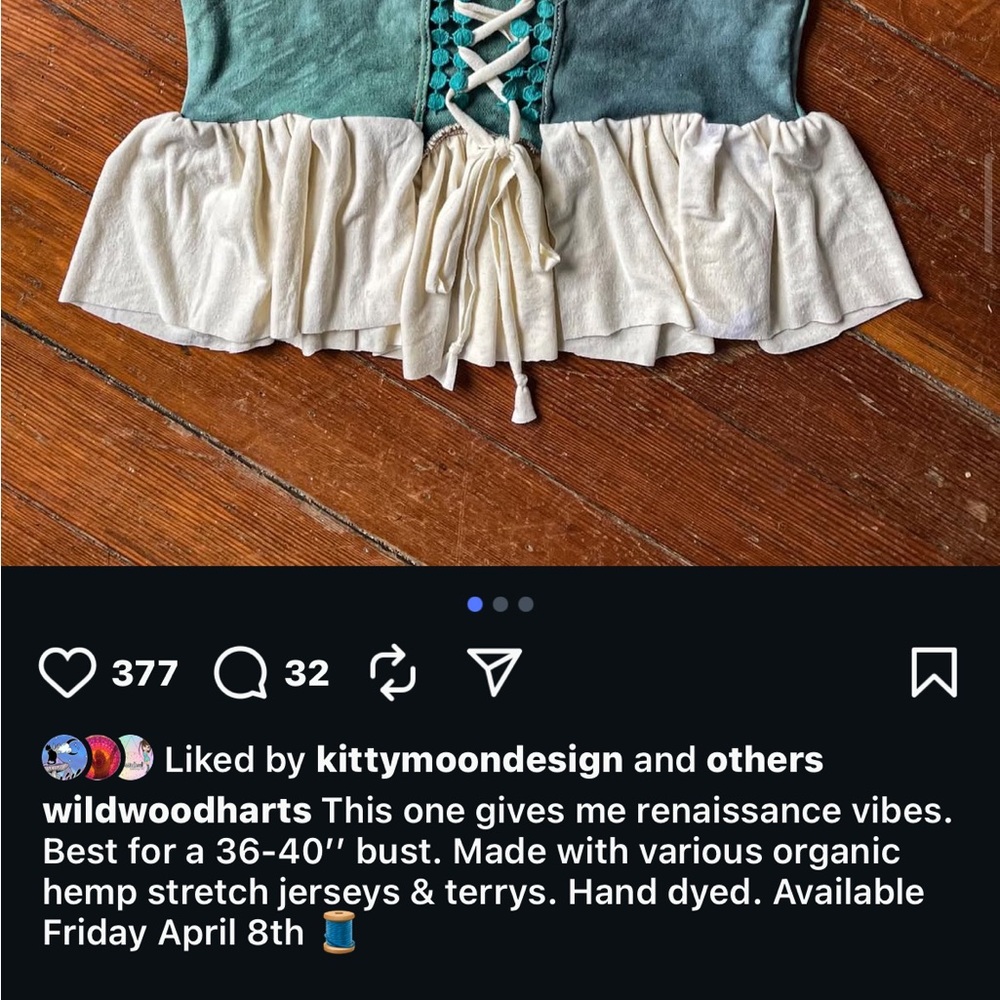 Handmade Renaissance Frill Top - Picture 2 of 5